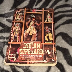Avon books Indian in the Cupboard 1980 📚